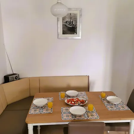 Charming Traditional Townhouse - Kata Tatil Evi