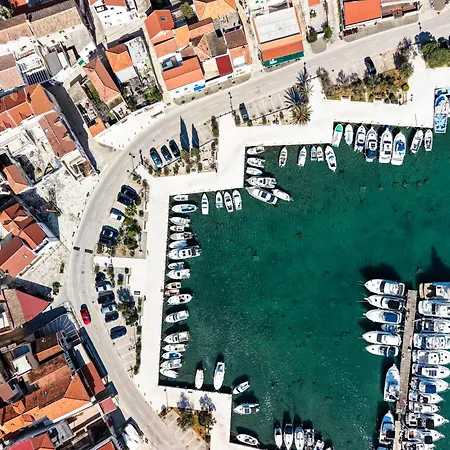 Holiday home Stone House On The Waterfront In Jezera, Murter Island Jezera