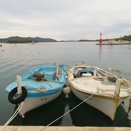 Holiday home Stone House On The Waterfront In Jezera, Murter Island Jezera